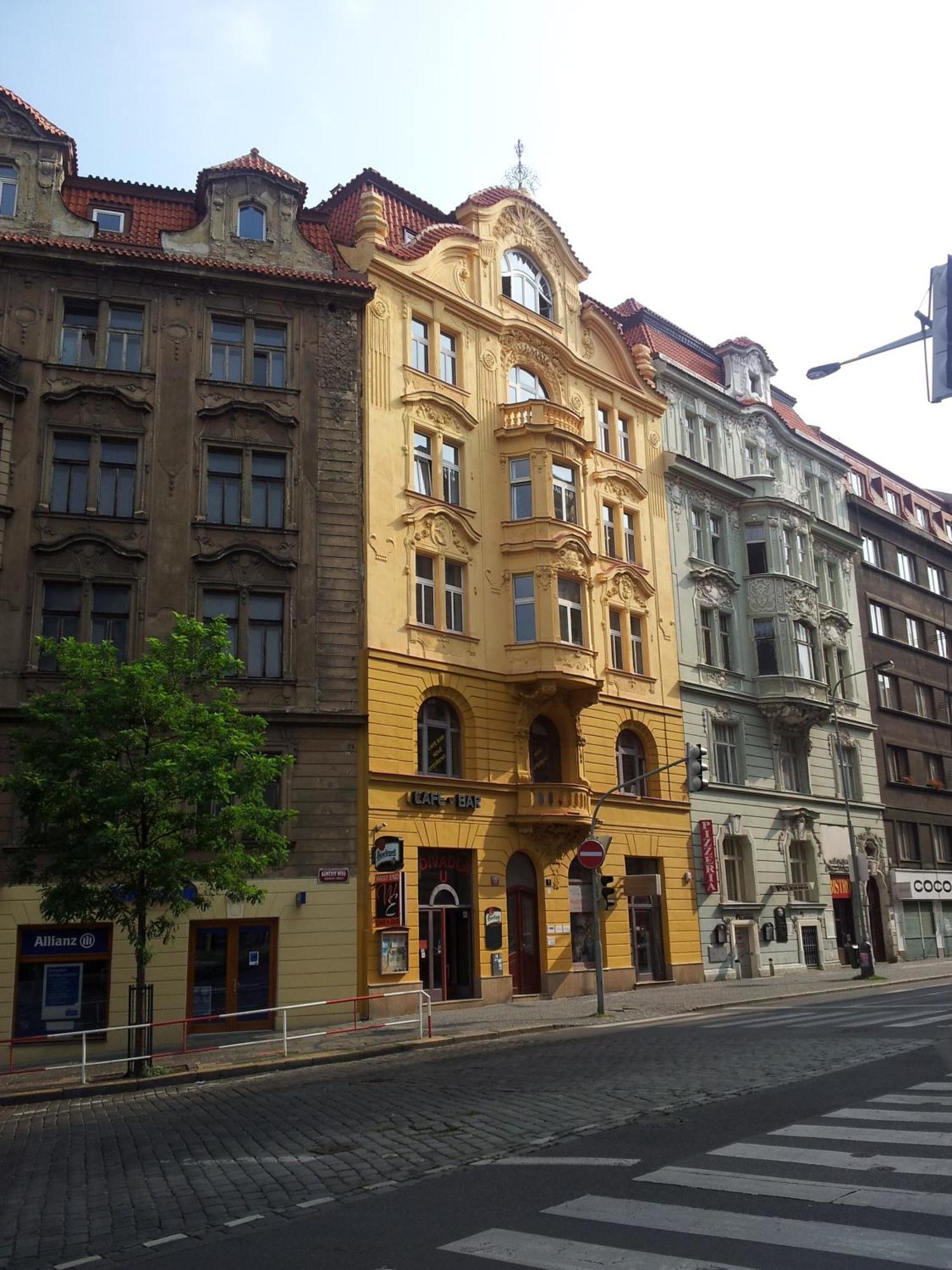 Hostel One Míru Praga Exterior foto